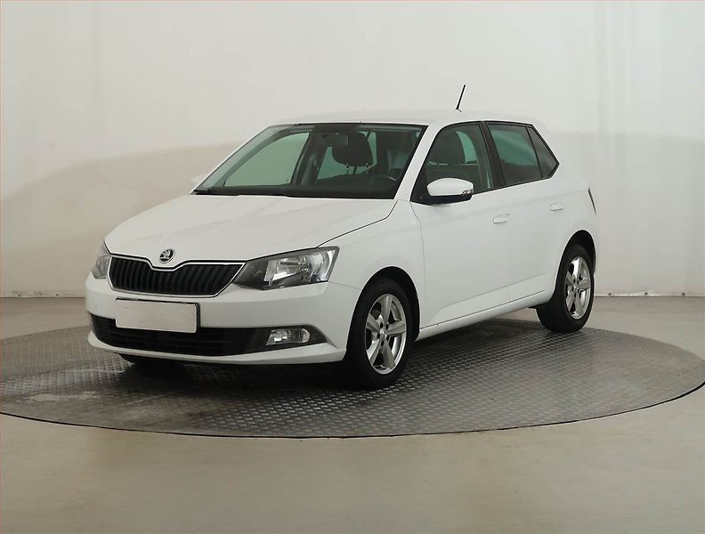 Škoda Fabia (2015) Ambition 1.4 TDI, Tempomat - fotka 2 z 13