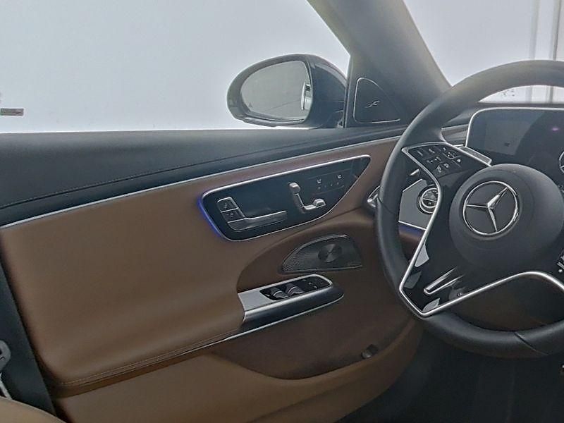 Mercedes-Benz Třídy E E300de 4M All terrain Premium+ - fotka 7 z 9