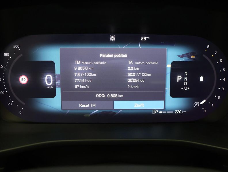 Volvo XC40 2.0 B3 120kW Core DCT CZ DPH - fotka 18 z 35