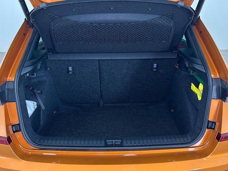 Škoda Kamiq Monte Carlo DSG - fotka 10 z 31