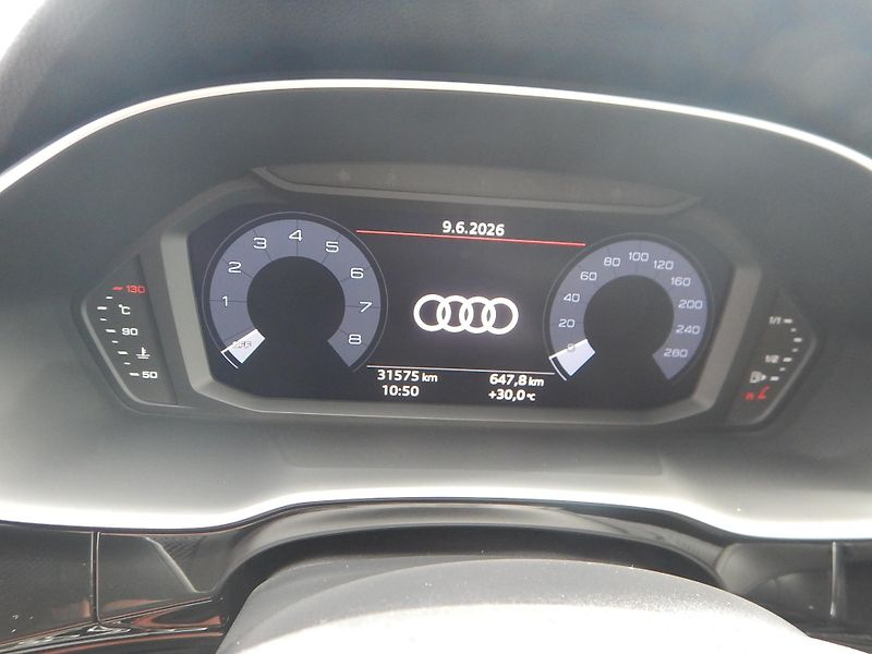 Audi Q3 S-LINE 1.5 TFSI, ČR, DSG - fotka 18 z 31