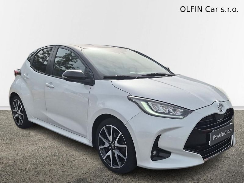 Toyota Yaris Selection Style 1.5 VVT-i 92kW - fotka 3 z 25