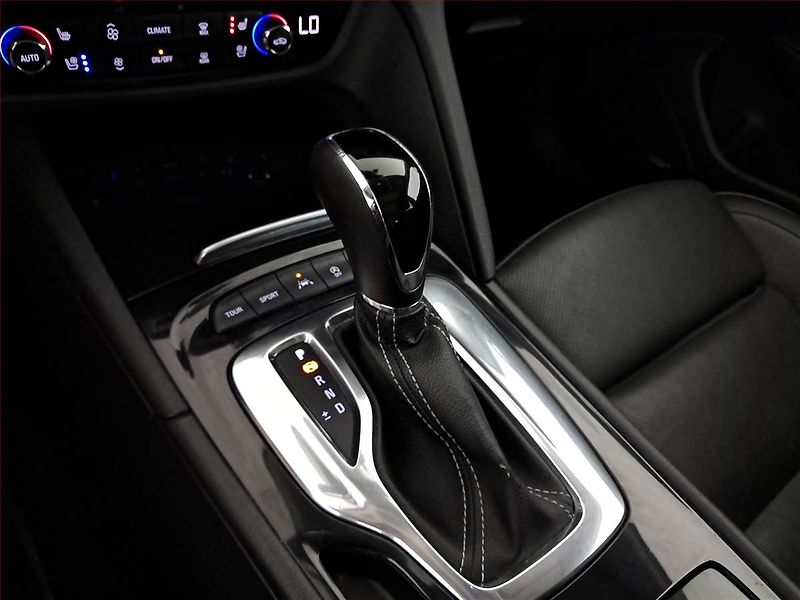 Opel Insignia (2018) 2.0 Turbo 4x4, 4X4, Automat - fotka 19 z 21