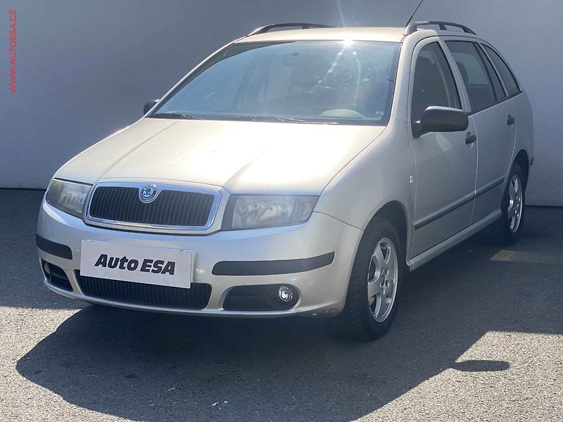 Škoda Fabia (2005) 1.2i, ČR, AC, STK5/28 - fotka 3 z 15