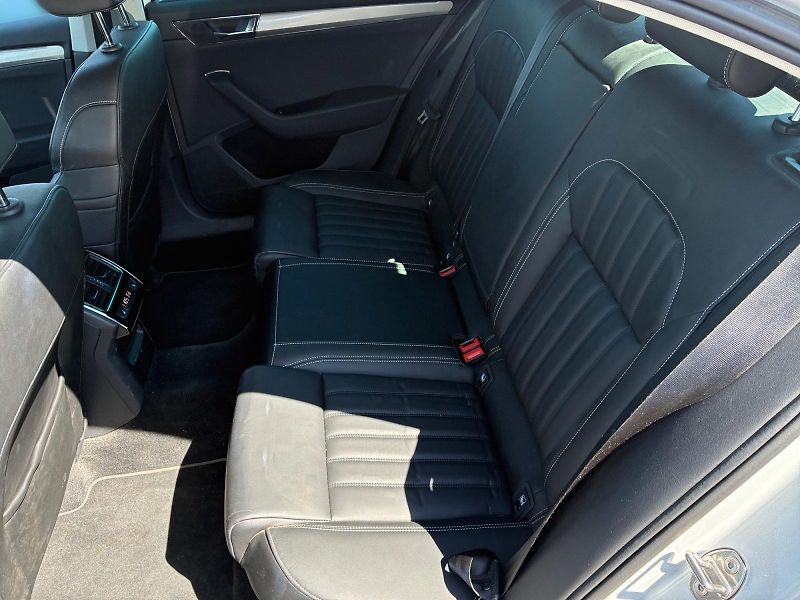 Škoda Superb (2022) L&K 2.0TDI 110kW DSG CZ DPH - fotka 8 z 11