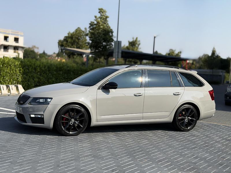 Škoda Octavia 2.0 TDi 135 kW/Challenge - fotka 3 z 23