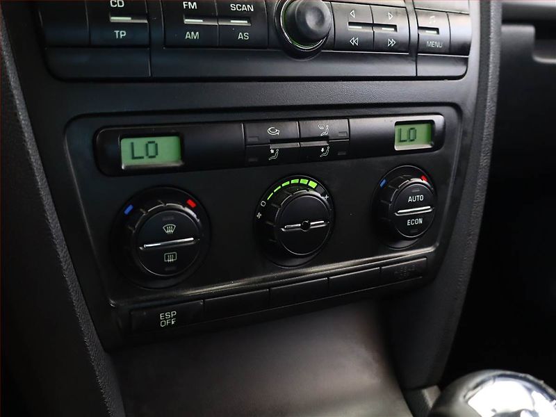 Škoda Octavia (2007) Elegance 1.9 TDI, nová STK - fotka 12 z 13
