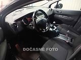 Peugeot 5008 (2010) 2.0 HDi, ČR, headUP, panorama - náhled 2
