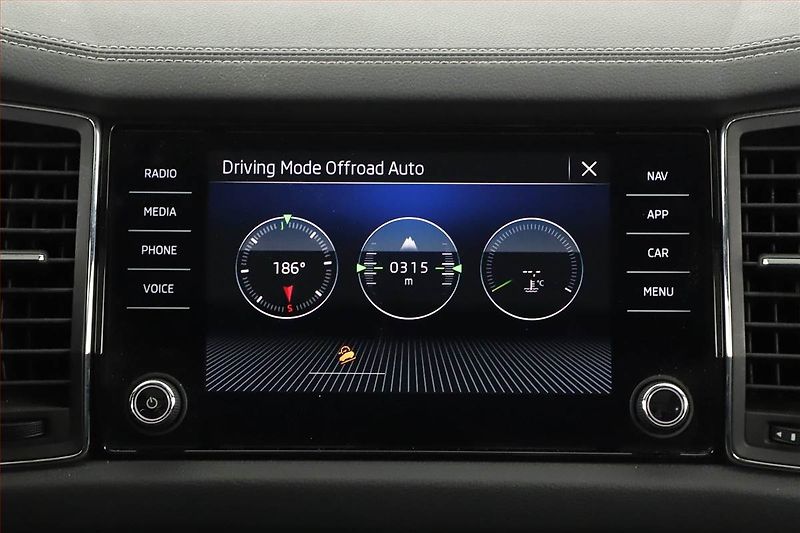 Škoda Kodiaq (2024) 2.0 TDI, ČR, Kůže, Panorama - fotka 15 z 20