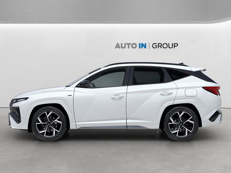 Hyundai Tucson (2026) GO CZECH N LINE! 1,6 T-GDI 4×2 - fotka 2 z 8