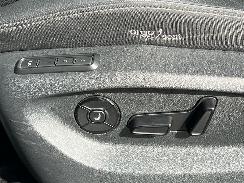 Škoda Kodiaq 2,0 TDi 142kW 7DSG 4X4 EXCLUSI - fotka 24 z 36