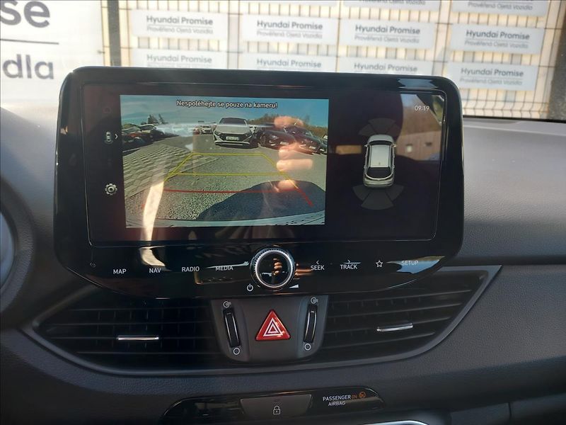 Hyundai i30 1,0 T-GDI MT SMART - fotka 19 z 20