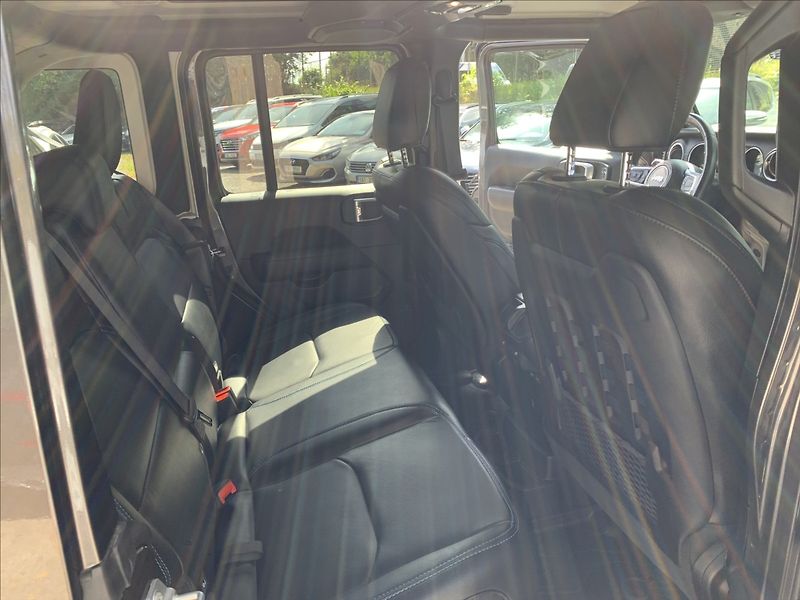 Jeep Wrangler 2,0 4xe RUBICON,ORIGINAL ARB - fotka 27 z 39