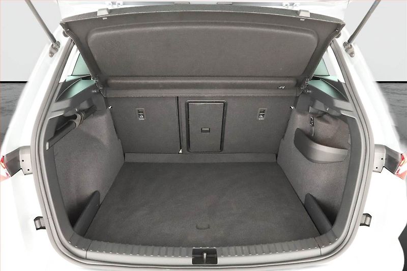 Škoda Karoq (2025) 2.0 TDI, Drive, FullLed - fotka 11 z 21