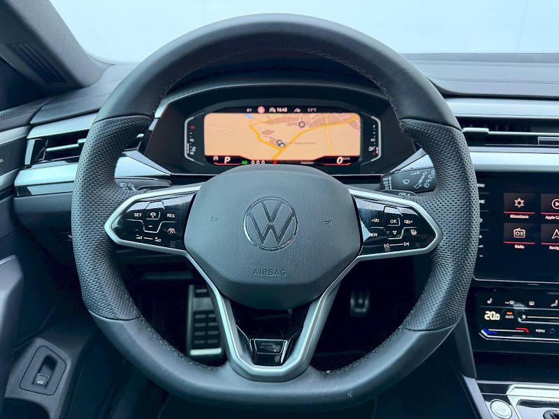 Volkswagen Arteon Shooting Brake (2021) 2,0TDI 147kW R-LINE 4MOTION - fotka 11 z 40