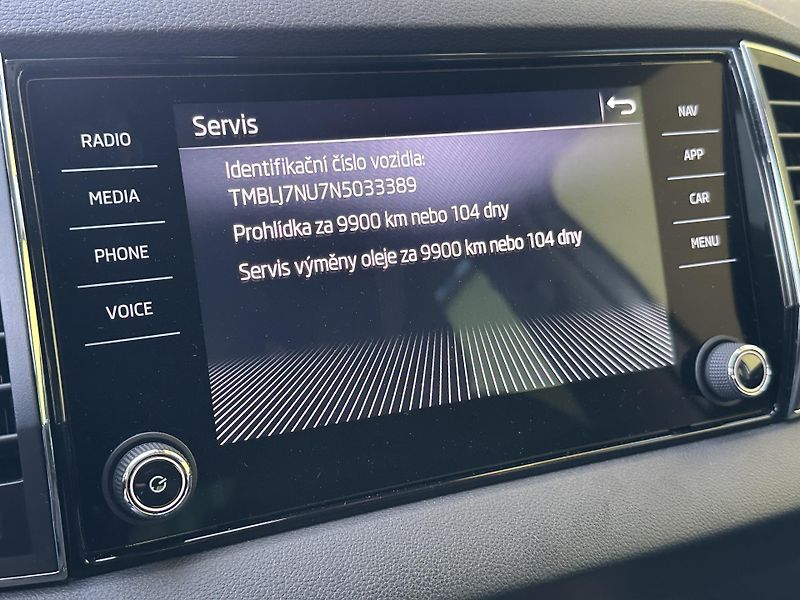 Škoda Karoq (2022) CLEVER 2.0TDI/110kW *DSG* 4x4  - fotka 16 z 42