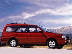 FSO Polonez se vyráběl mezi lezy 1978 až 2002