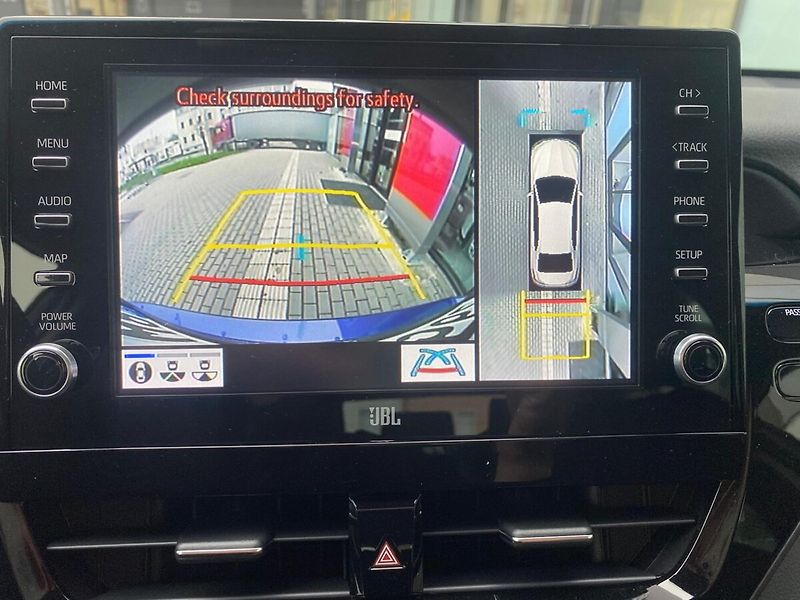 Toyota Camry 2,5 Hybrid Executive VIP - fotka 25 z 38