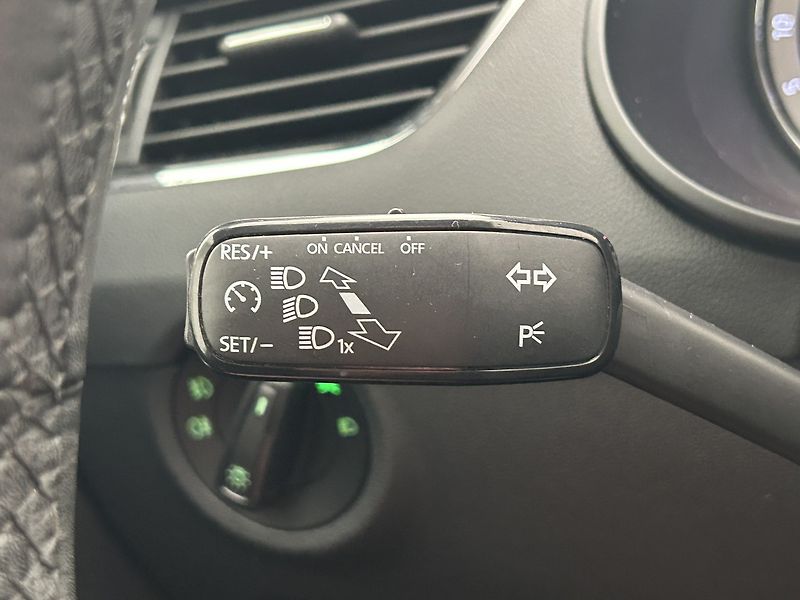 Škoda Octavia 2.0 TDI Style - fotka 20 z 26