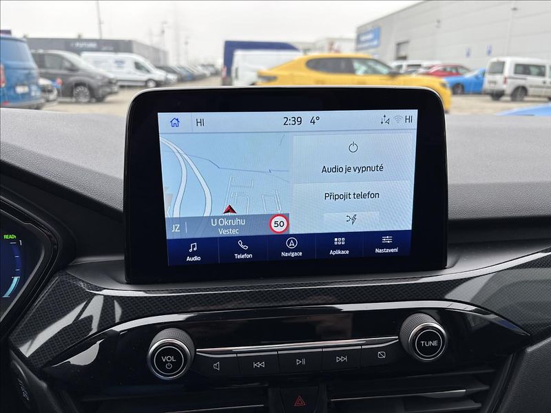 Ford Kuga 2,5 HEV ST-Line X AUT - fotka 27 z 33