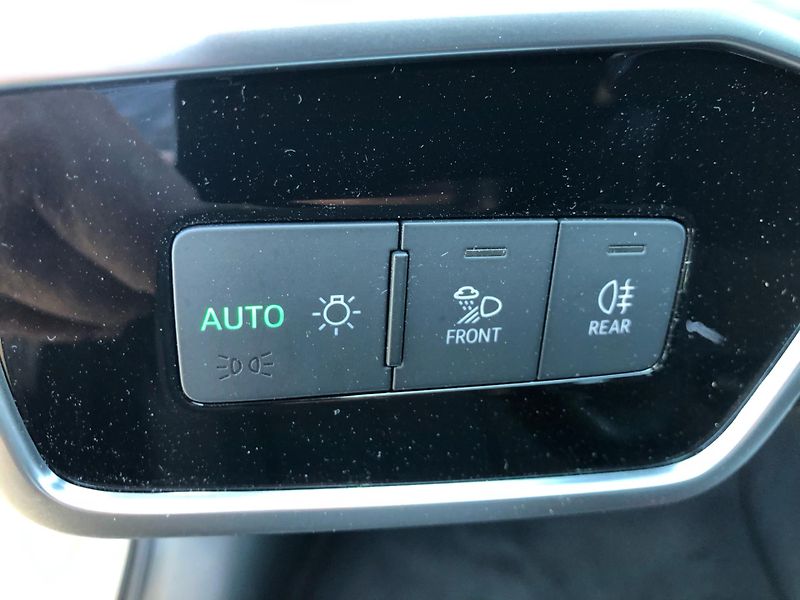 Audi A6 Avant 40 TDI - fotka 16 z 30