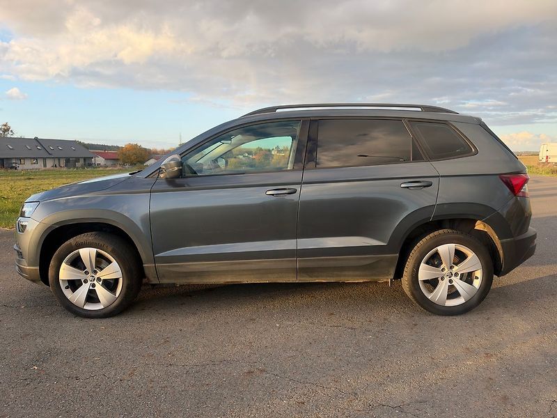Škoda Karoq 1,5 TSI 110 kW ELEGANCE - fotka 2 z 14