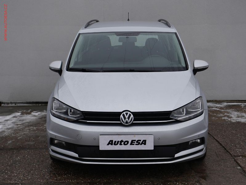 Volkswagen Touran (2017) 1.6TDI, AC - fotka 2 z 17