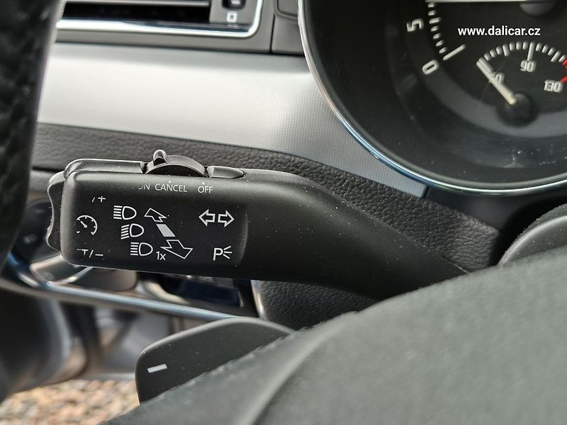 Škoda Superb (2012) 2.0TDi 125KW ELEGANCE XENON - fotka 34 z 50