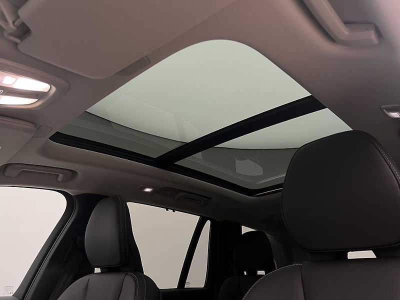 Volvo XC90 (2026) T8 AWD PLUS BRIGHT - Rezervace - fotka 8 z 47