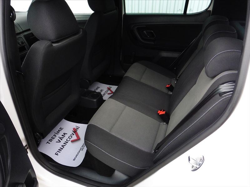 Škoda Fabia 1.2 TSi Monte Carlo 1.maj. - fotka 8 z 15
