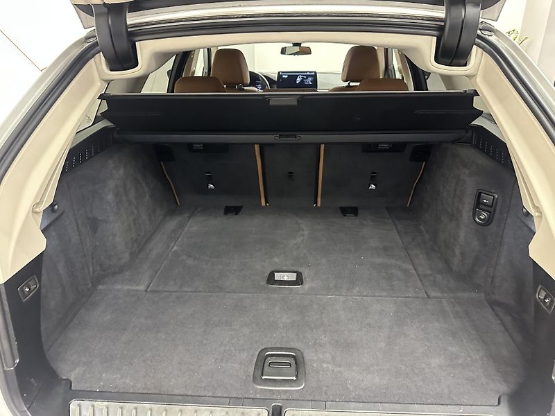 BMW Řada 5 (2021) 530d TAŽNÉ*LED*KAMERA*TOP SPEC - fotka 15 z 18