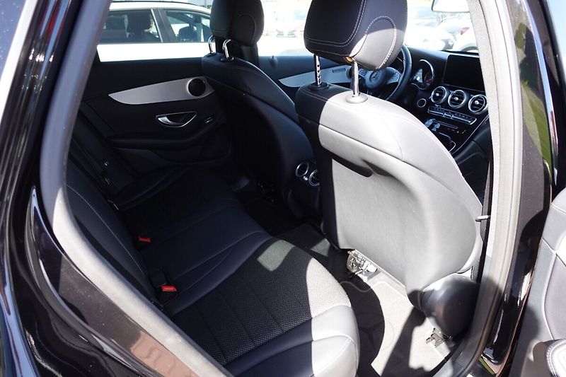 Mercedes-Benz GLC 220 d 4Matic 125 kW - fotka 13 z 31