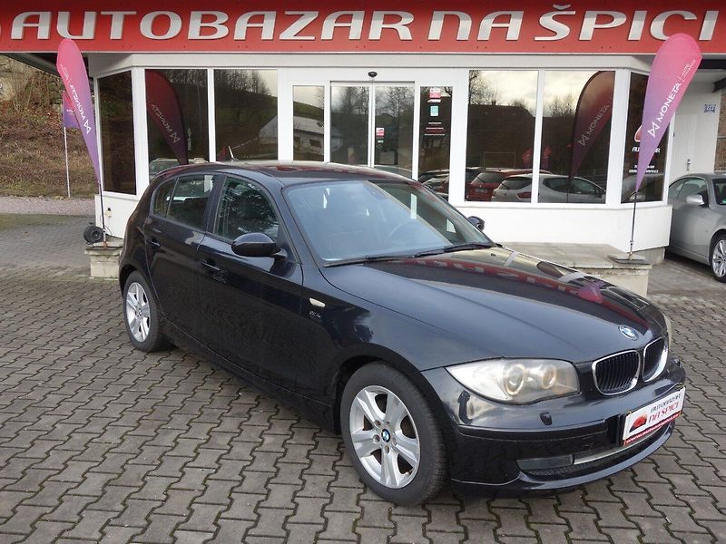 BMW Řada 1 (2008) 118d 105kW - fotka 2 z 32
