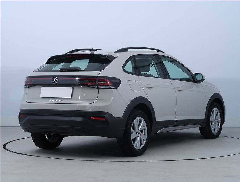 Volkswagen Taigo (2022) Life 1.0 TSI - fotka 5 z 19