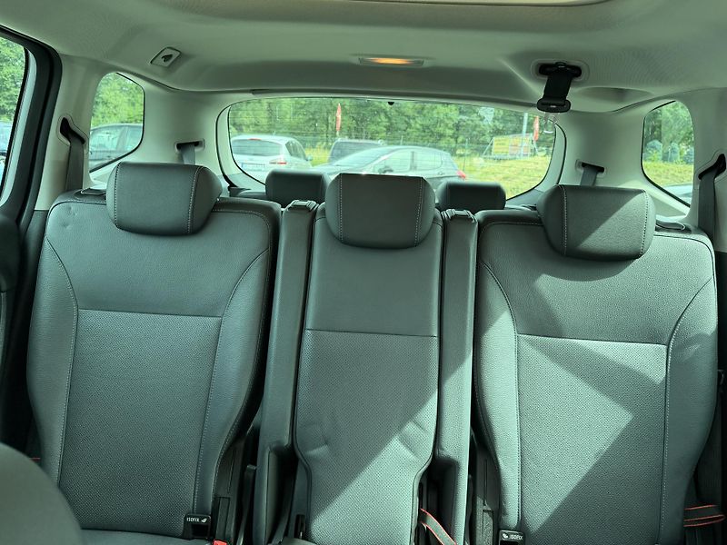 Opel Zafira 2.0 CDTi TOURER 7 MIST - fotka 18 z 24