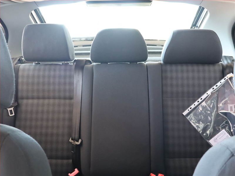 Škoda Octavia (2008) 1.6, Serv.kniha, po STK - fotka 10 z 15