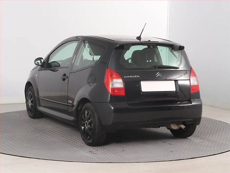 Citroën C2 (2007) 1.1, po STK, slušný stav - fotka 4 z 12