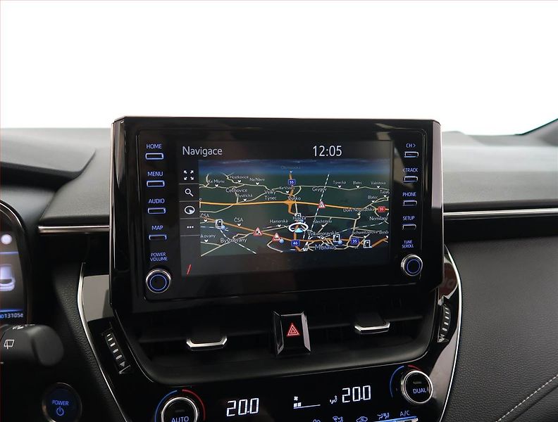Toyota Corolla (2022) 2.0 Hybrid, digi klima - fotka 16 z 21