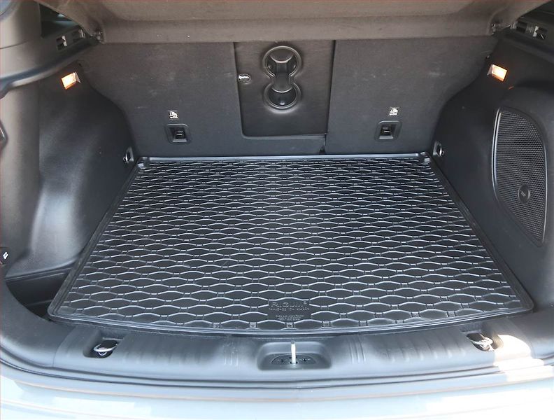Jeep Compass (2021) 1.3 T-GDI - fotka 14 z 22