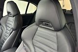 BMW Řada 3 330i xDrive - náhled 8