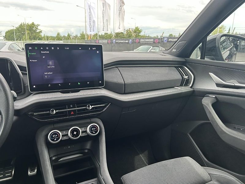 Škoda Kodiaq 2,0TDi 142kW SPORTLINE DSG 4x4 - fotka 18 z 22