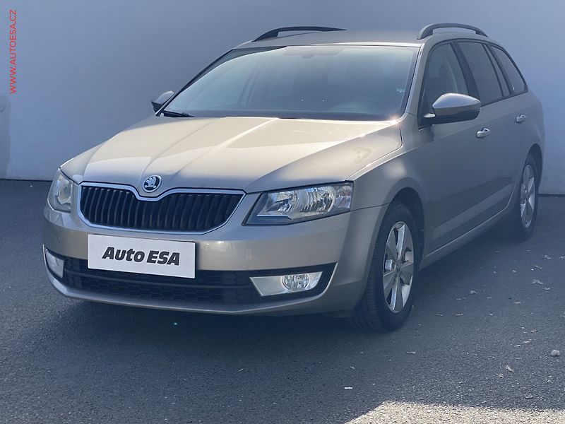Škoda Octavia (2016) 1.6TDi, 1.maj,ČR, AC, park - fotka 3 z 17