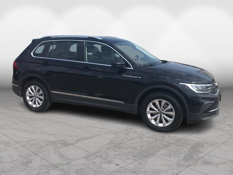 Volkswagen Tiguan 1,5 TSI - fotka 6 z 29