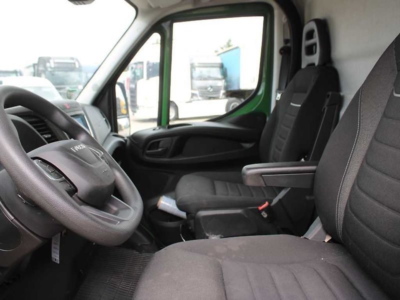 Iveco DAILY 50C/35, EURO 6, SPACÍ NÁ - fotka 8 z 18