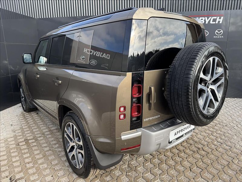 Land Rover Defender 3,0 110 D250 XS EDITION ČR DPH - fotka 6 z 32