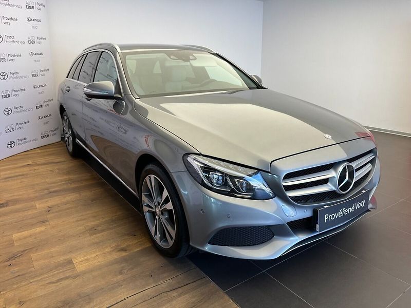 Mercedes-Benz Třídy C C 250 d 4MATIC Avantgarde - fotka 3 z 27