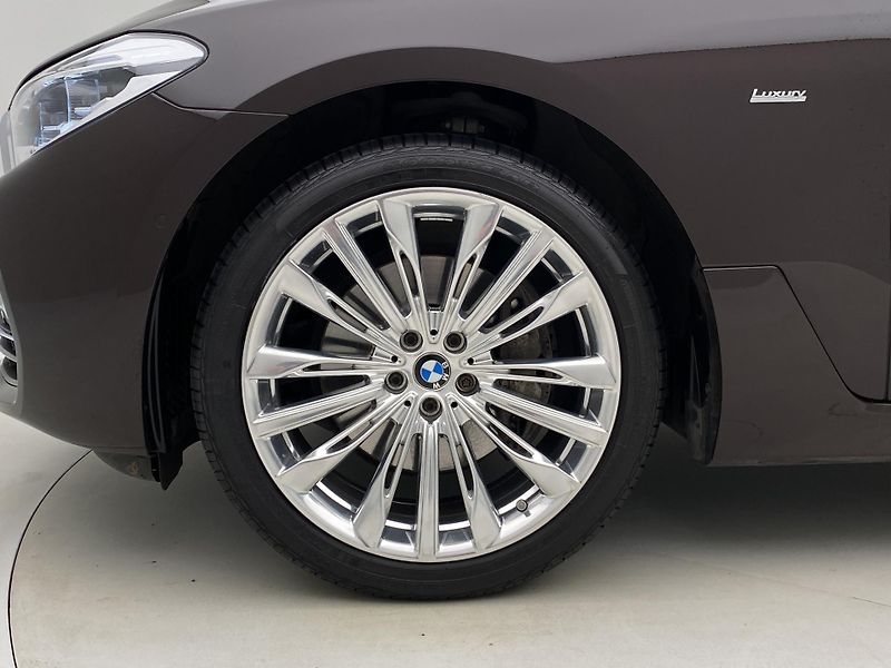 BMW Řada 6 640i GT Luxury Line REZERVACE - fotka 35 z 71