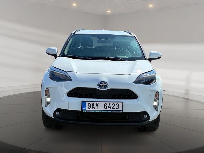Toyota Yaris Cross (2023) COMFORT 1.5HYBRID 68kW CZ DPH  - fotka 2 z 11
