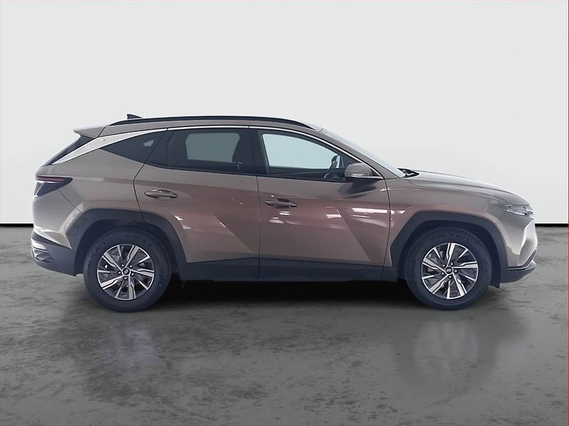 Hyundai Tucson (2021) 1.6 T-GDI - fotka 6 z 19