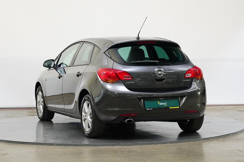 Opel Astra - fotka 6 z 22